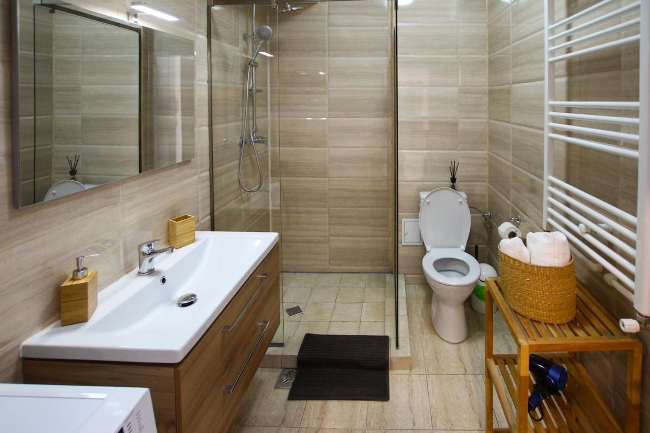 Fratelli Apartments Summerland Mamaia Extérieur photo