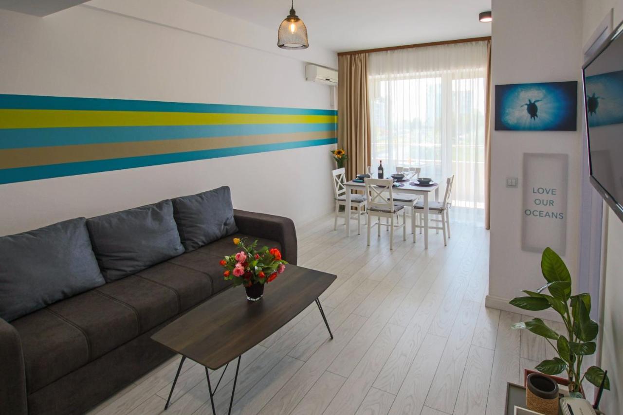 Fratelli Apartments Summerland Mamaia Extérieur photo